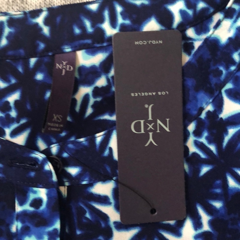 NWT NYJD- Blouse​​​​​​​ - Picture 2 of 3